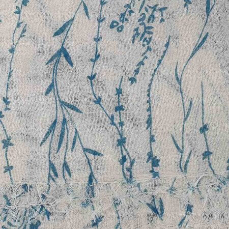 Blå tubhalsduk med blomstermotiv